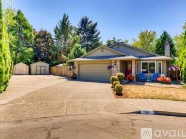 Main picture of 7860 SW Grass Ct