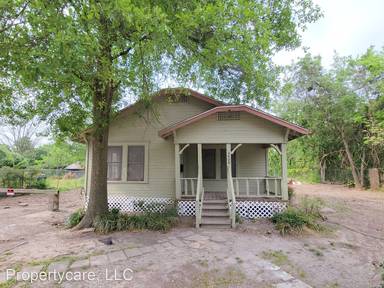 Main picture of 3406 De Soto St