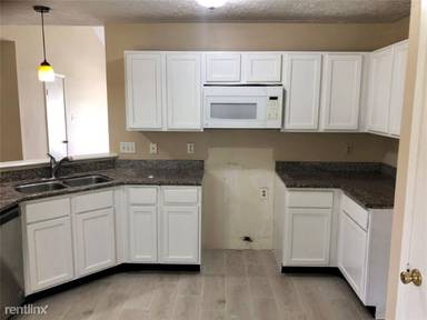 Main picture of 2435 Autumn Springs Ln