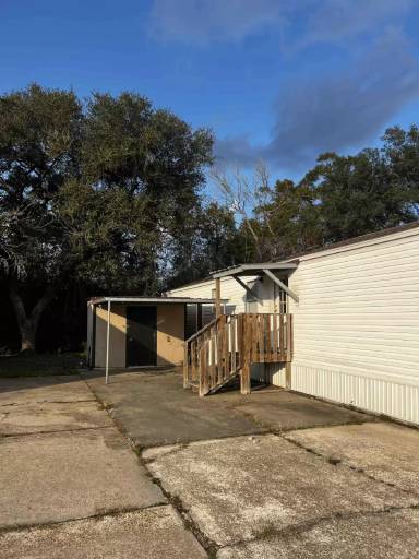 Main picture of 1490 Joe Miller Rd
