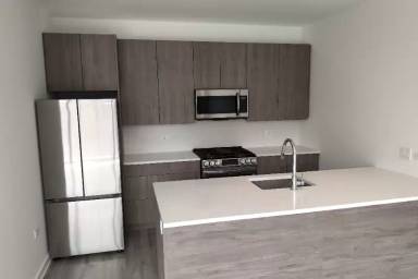 Main picture of 1118 W Patterson Ave