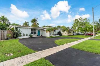 Main picture of 8350 NW 25th St