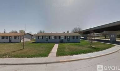 Main picture of 2416 W 6th St
