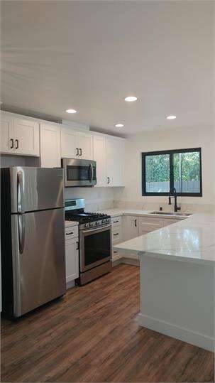 Main picture of 3233 Herman Ave