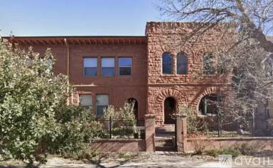 Main picture of 1456 N Pennsylvania St