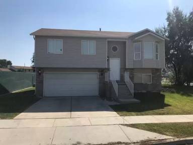 Main picture of 8103 W Old Pond Ln