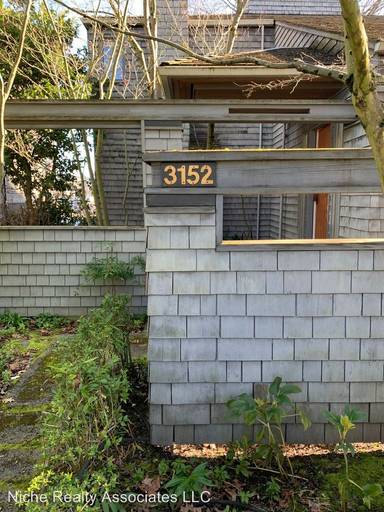 Main picture of 3251 Fuhrman Ave E