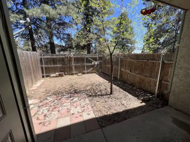 Main picture of 6401 N Saint Nicholas Cir
