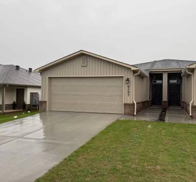 Main picture of 6505 NW Vandergriff St