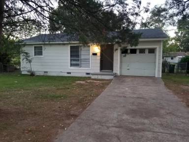 Main picture of 501 Ellen Dr