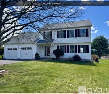 Main picture of 35 Heritage Dr