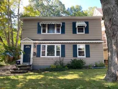 Main picture of 114 Beck Ave