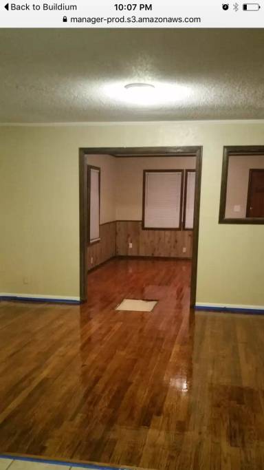 Main picture of 940 N Beard Ave