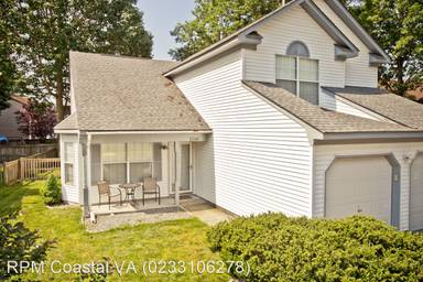 Main picture of 1596 Winthrope Dr
