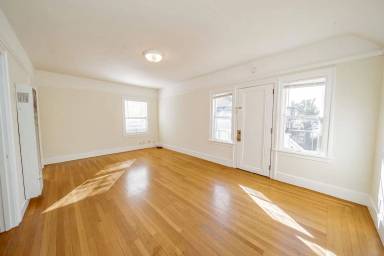 Main picture of 718 Walker Ave