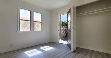 Main picture of 5362 Romaine St