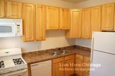Main picture of 2453 N Spaulding Ave