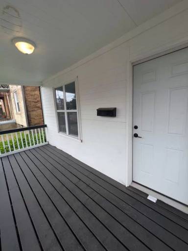 Main picture of 7526 Dickson St
