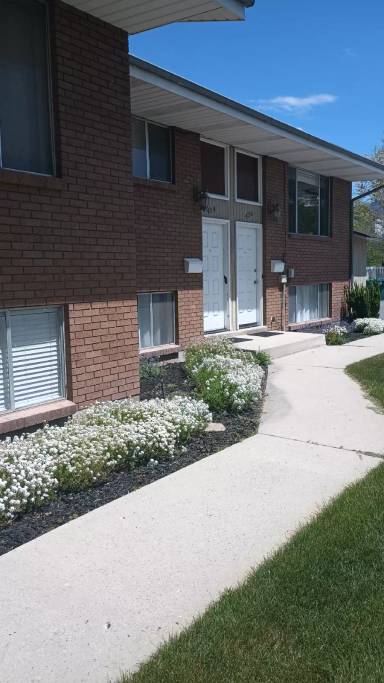 Main picture of 454 N 200 E