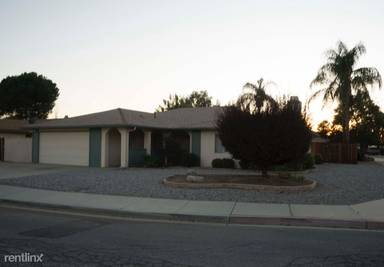 Main picture of 243 Kupfer Dr