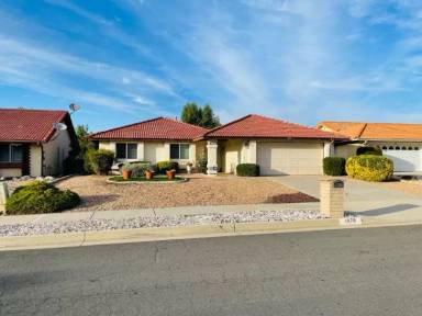 Main picture of 1870 Silver Oak Way