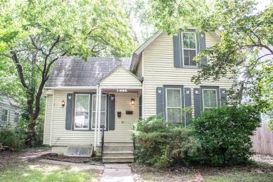 Main picture of 811 Pierre St