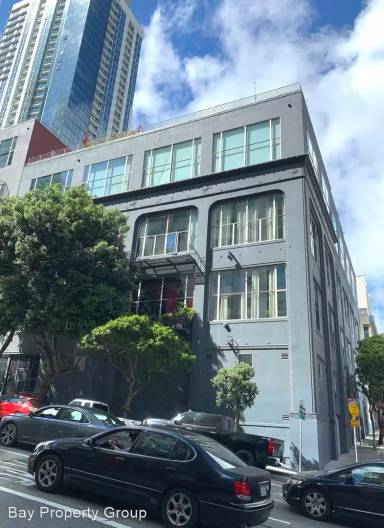 Main picture of 346 1st St
