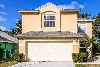 Main picture of 125 Pennock Landing Cir