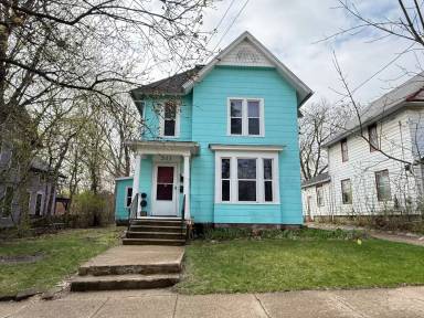 Main picture of 311 W Mason St