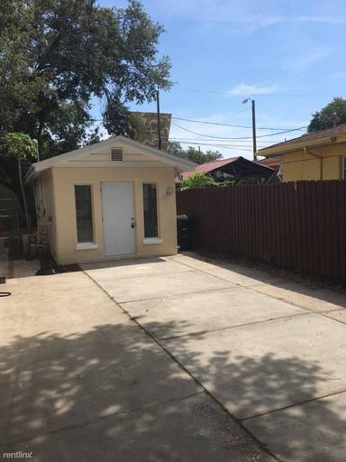 Main picture of 1203 Sheridan Rd