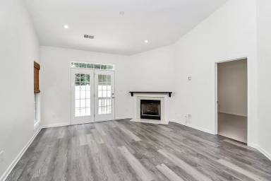 Main picture of 5325 Silabert Ave