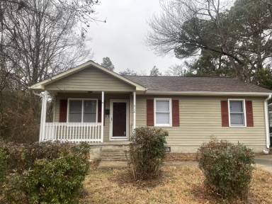 Main picture of 912 Gregory St