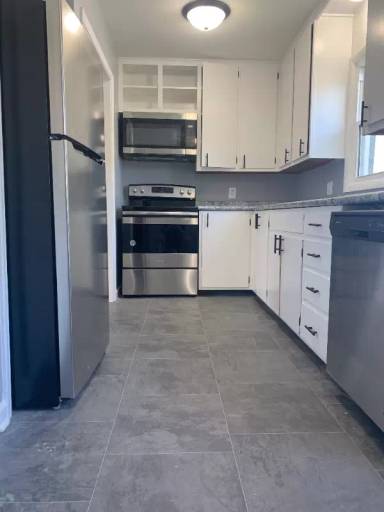 Main picture of 6020 Birch St