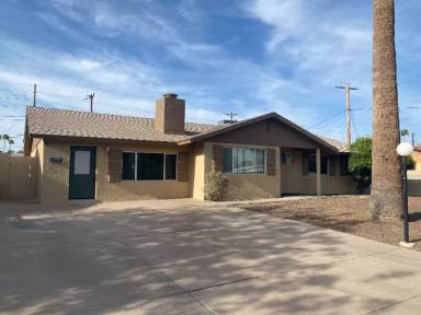 Main picture of 622 E Grace Dr