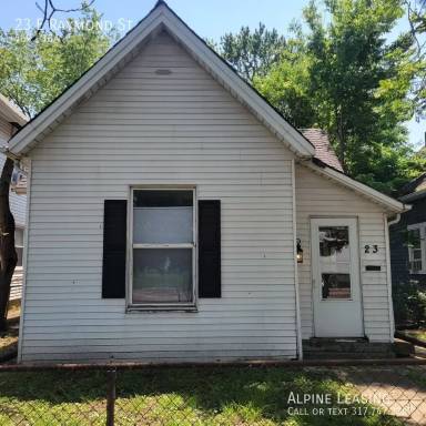 Main picture of 23 E Raymond St