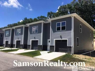 Main picture of 150 Allura Ln