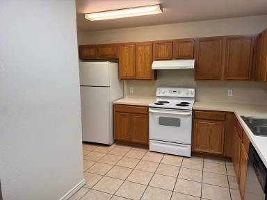 Main picture of 606 N Bangor Ave
