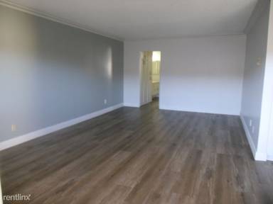 Main picture of 310 S Prospect Ave