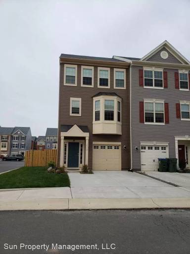 Main picture of 10112 Futbol Ct