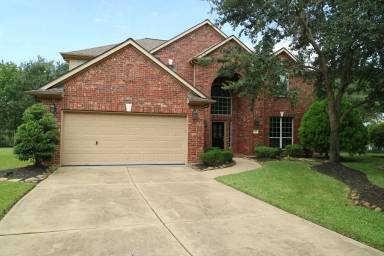 Main picture of 1215 Pelican Hill Ct