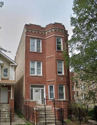 Main picture of 1650 S Saint Louis Ave