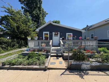 Main picture of 1602 Heck Ave