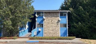 Main picture of 1028 W 17th St