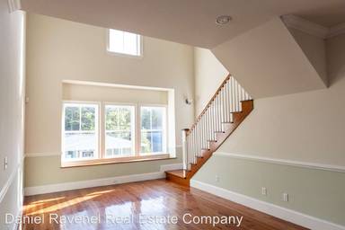 Main picture of 5 Middleton Pl