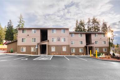 Main picture of Harmona Heights Apartments