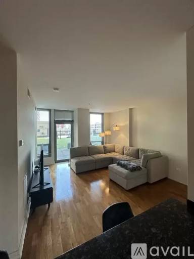 Main picture of 565 W Quincy Apartments
