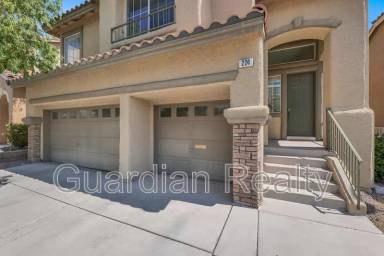 Main picture of 224 Emerald Vista Way