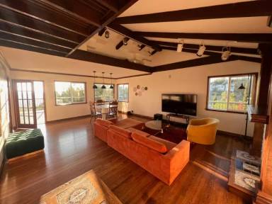 Main picture of 1477 Montecito Dr