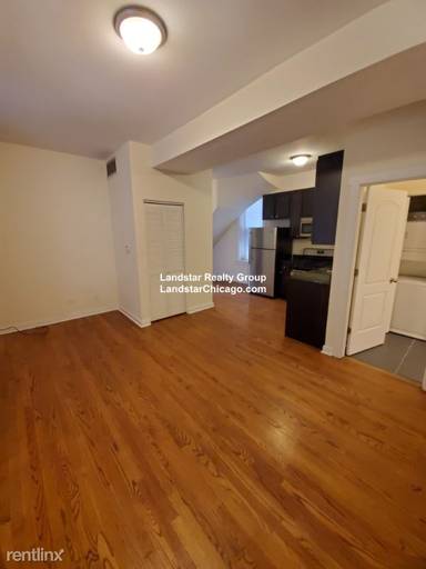 Main picture of 1827 N Hermitage Ave