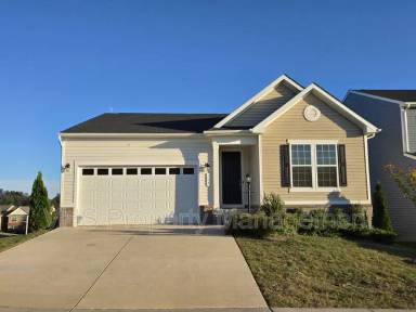 Main picture of 754 Round Hill Dr